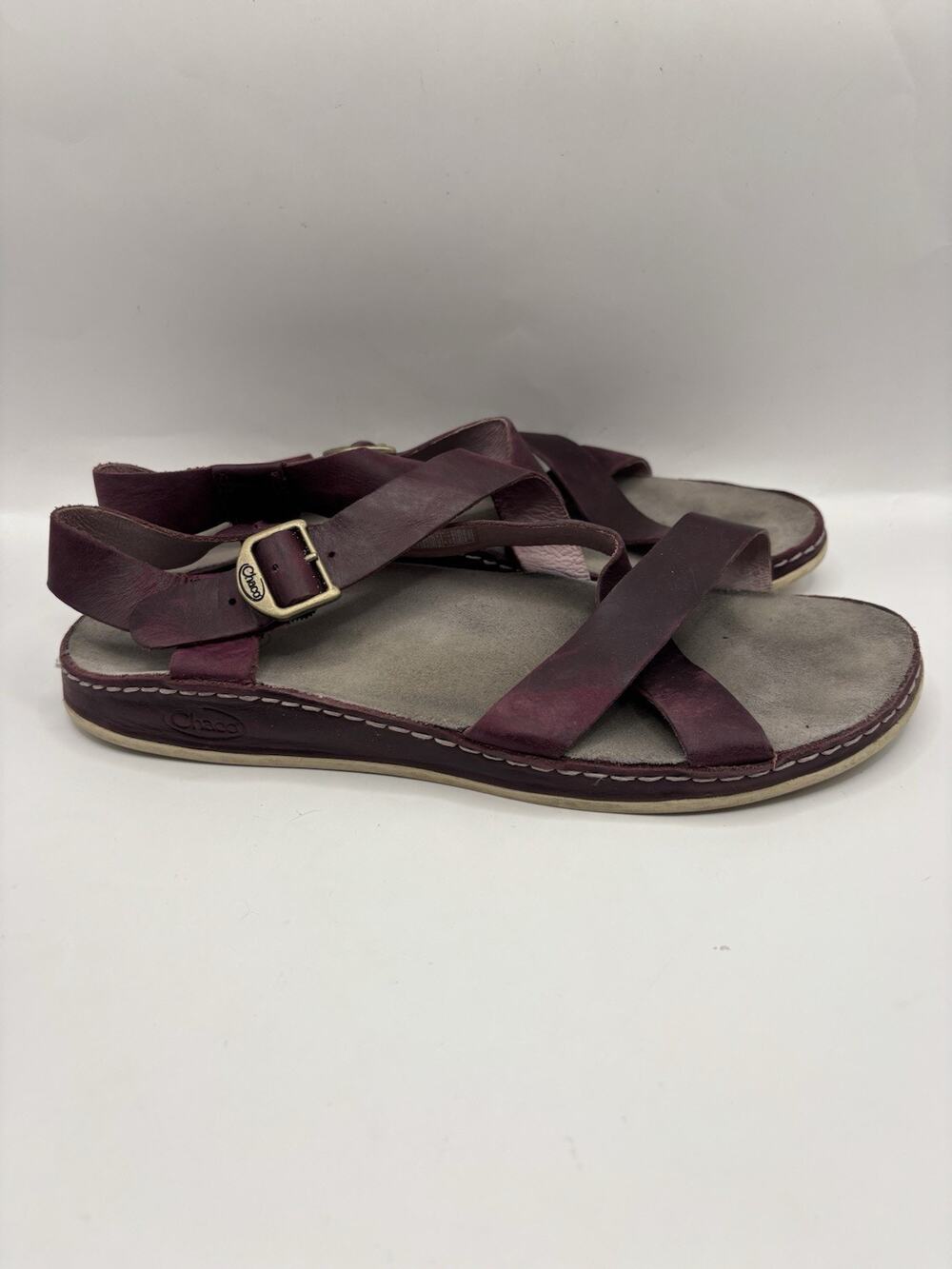 Chaco Wayfarer Fig Leather Red Sandals Women Size 9